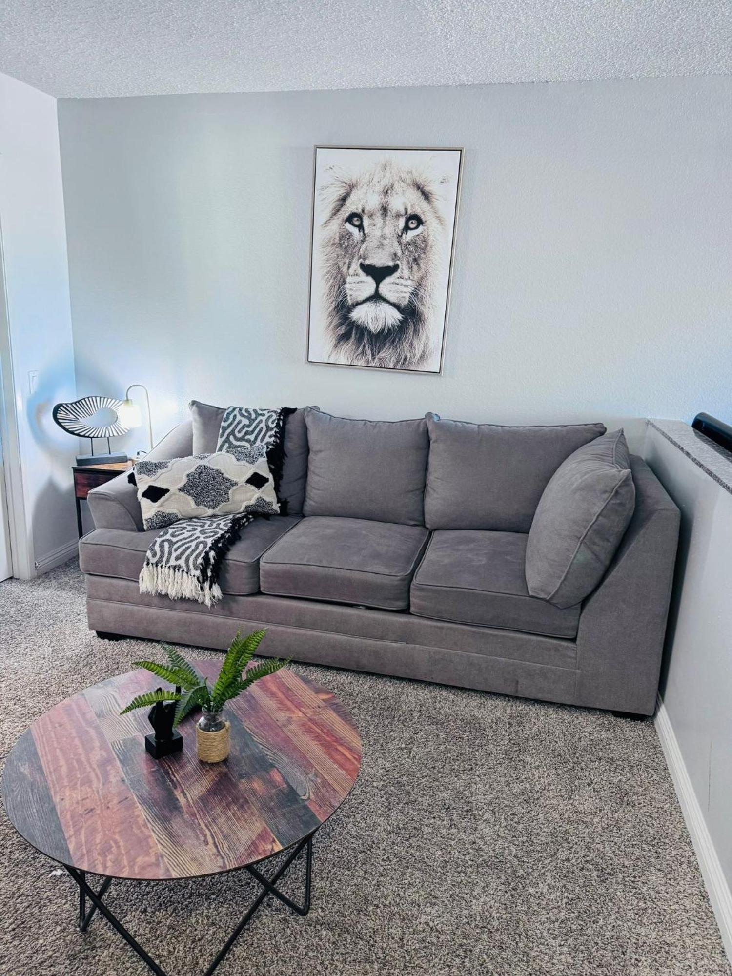 Amazing Universal Studios Loft Free Parking Los Angeles Luaran gambar
