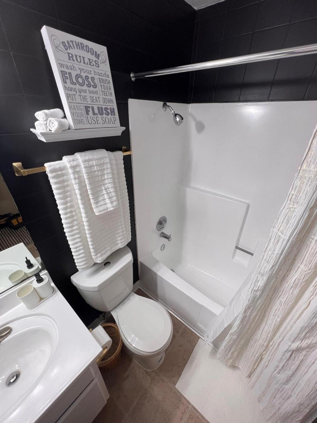 Amazing Universal Studios Loft Free Parking Los Angeles Luaran gambar
